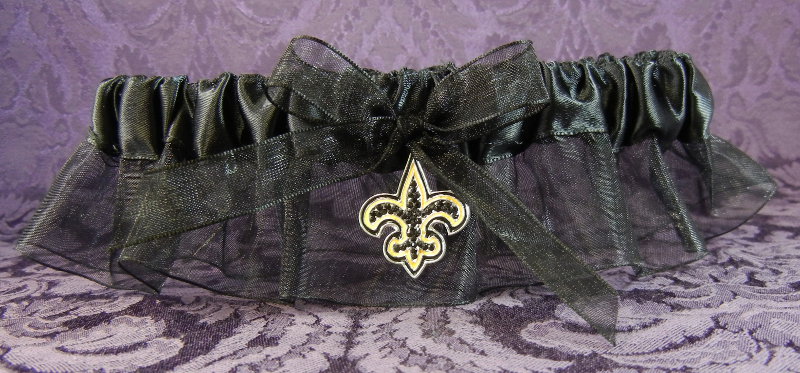 Fleur-de-lis Charm Garter